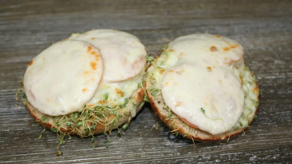 Nutri Bagel.