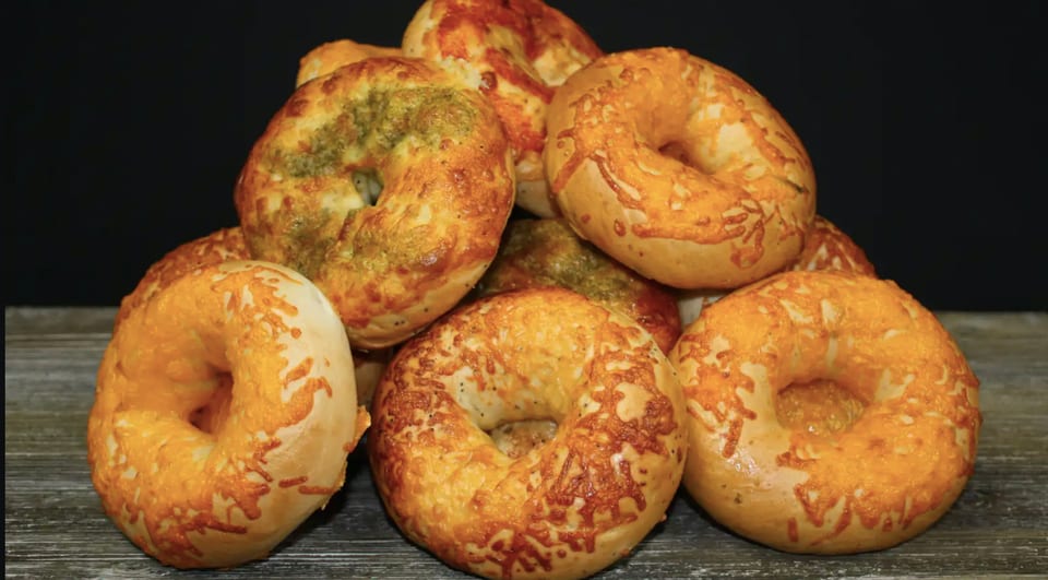 Gourmet Bagel.