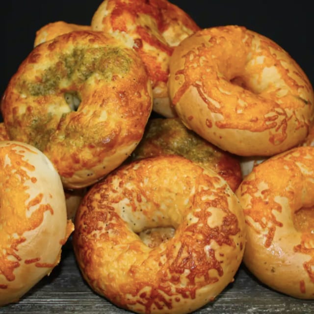 Gourmet Bagel.